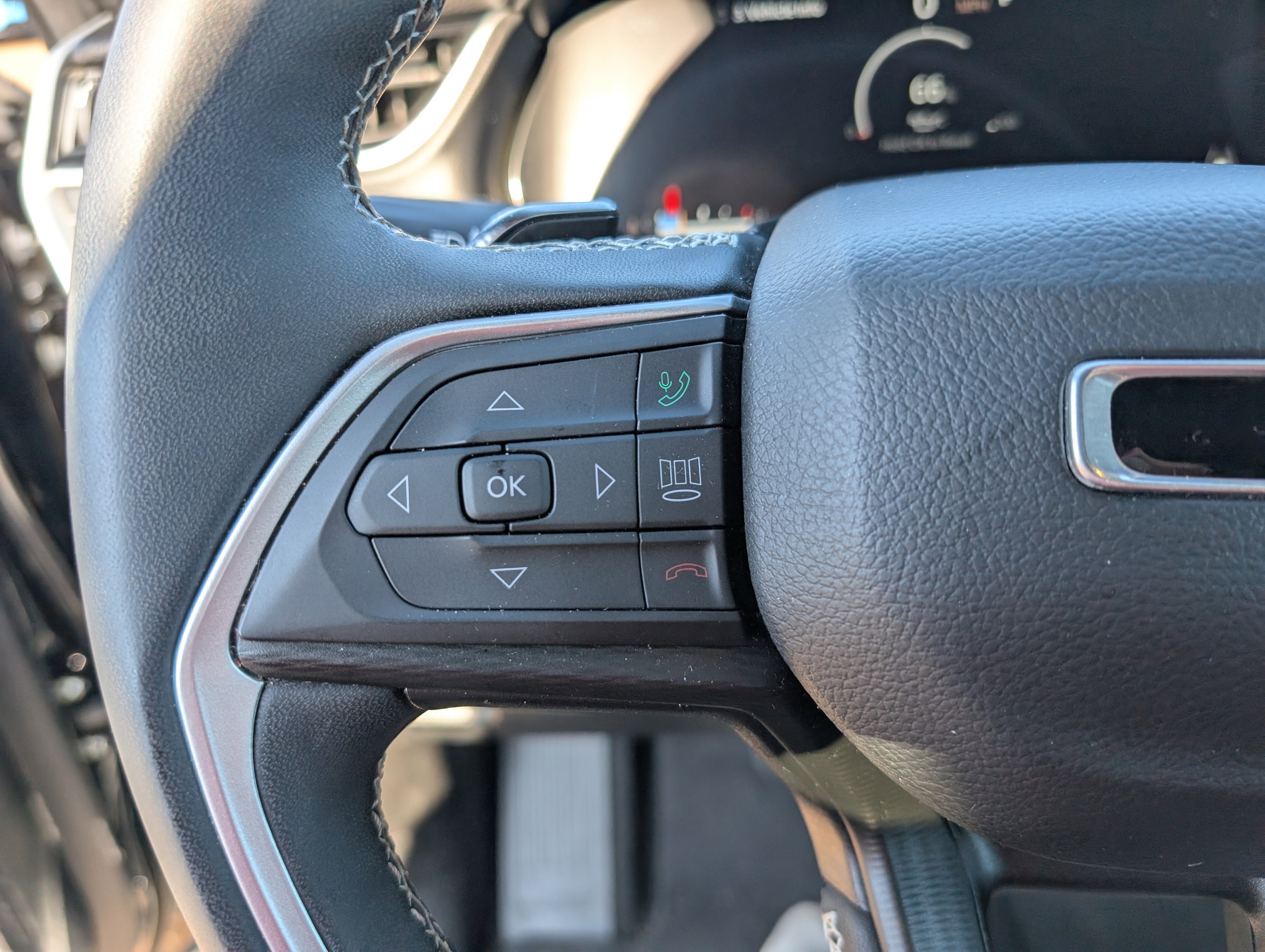 2024 Jeep Grand Cherokee L Altitude