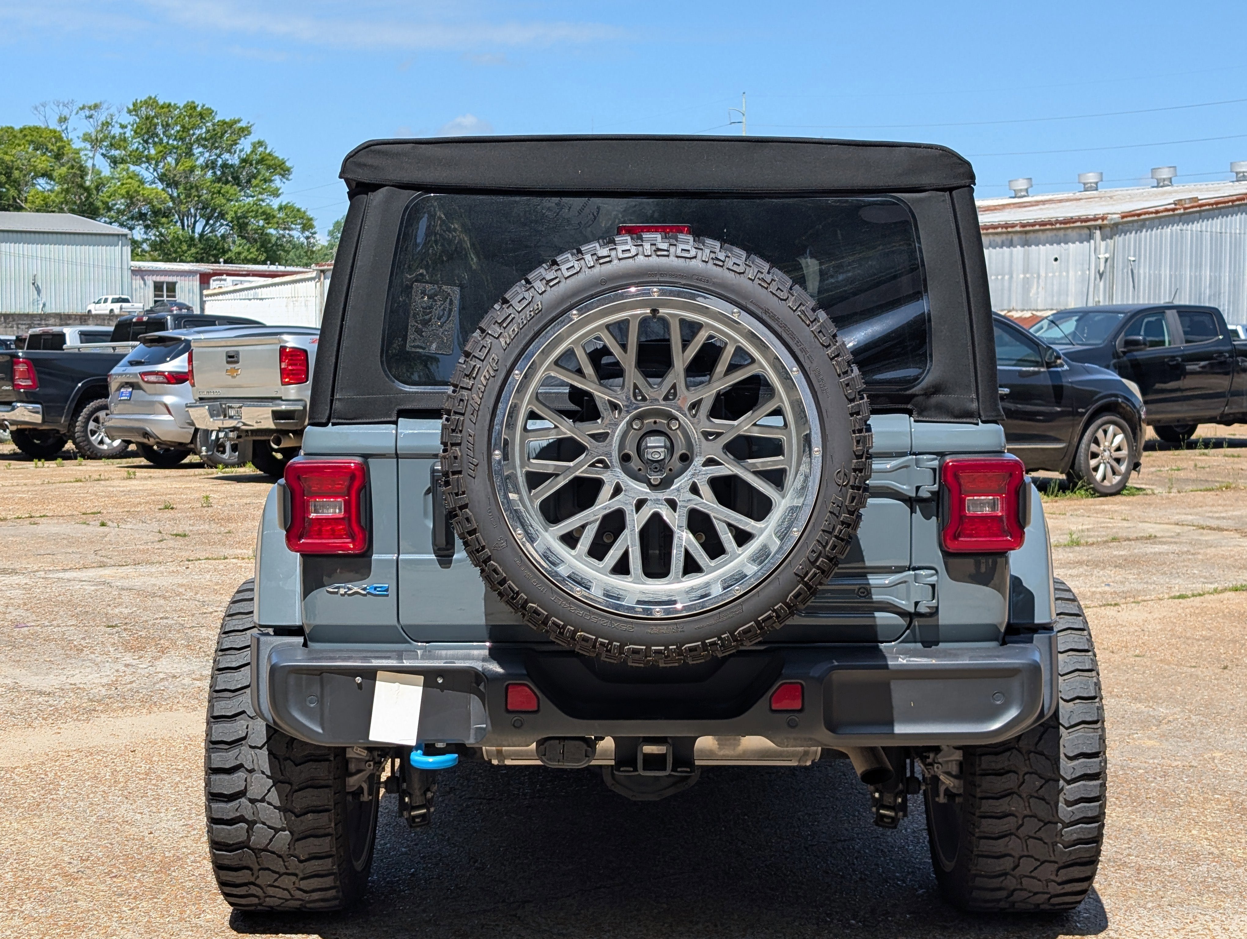 2024 Jeep Wrangler 4xe Sahara
