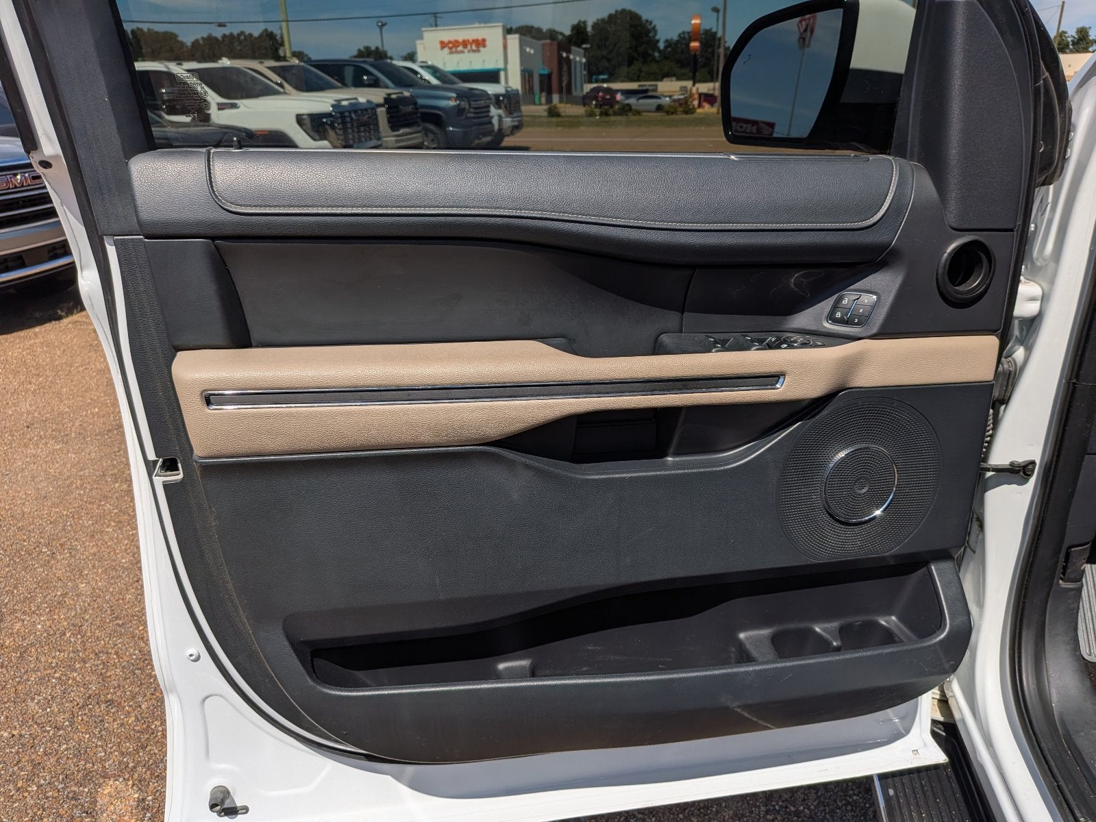 2022 Ford Expedition Max XLT
