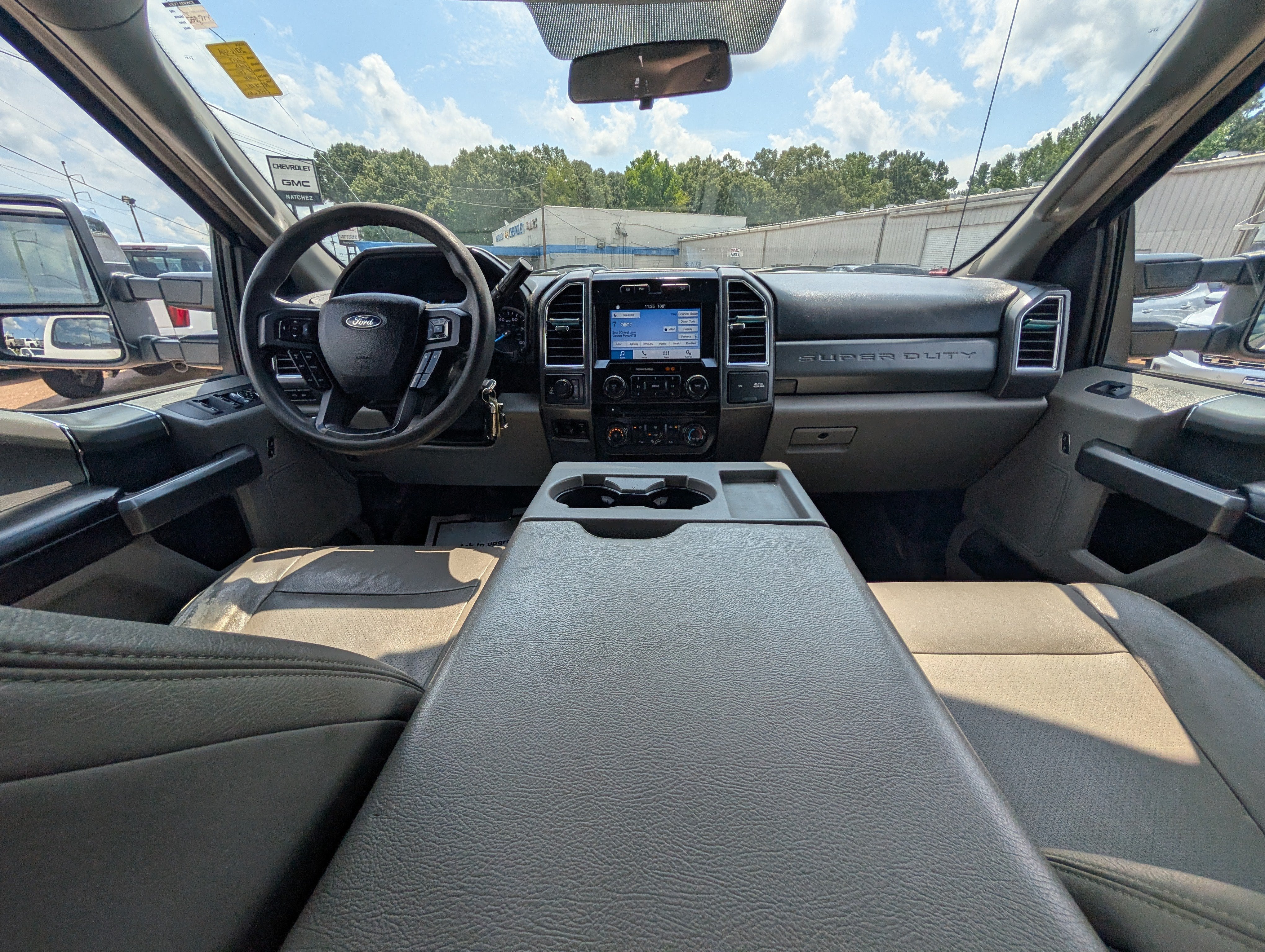 2017 Ford Super Duty F-250 SRW Lariat