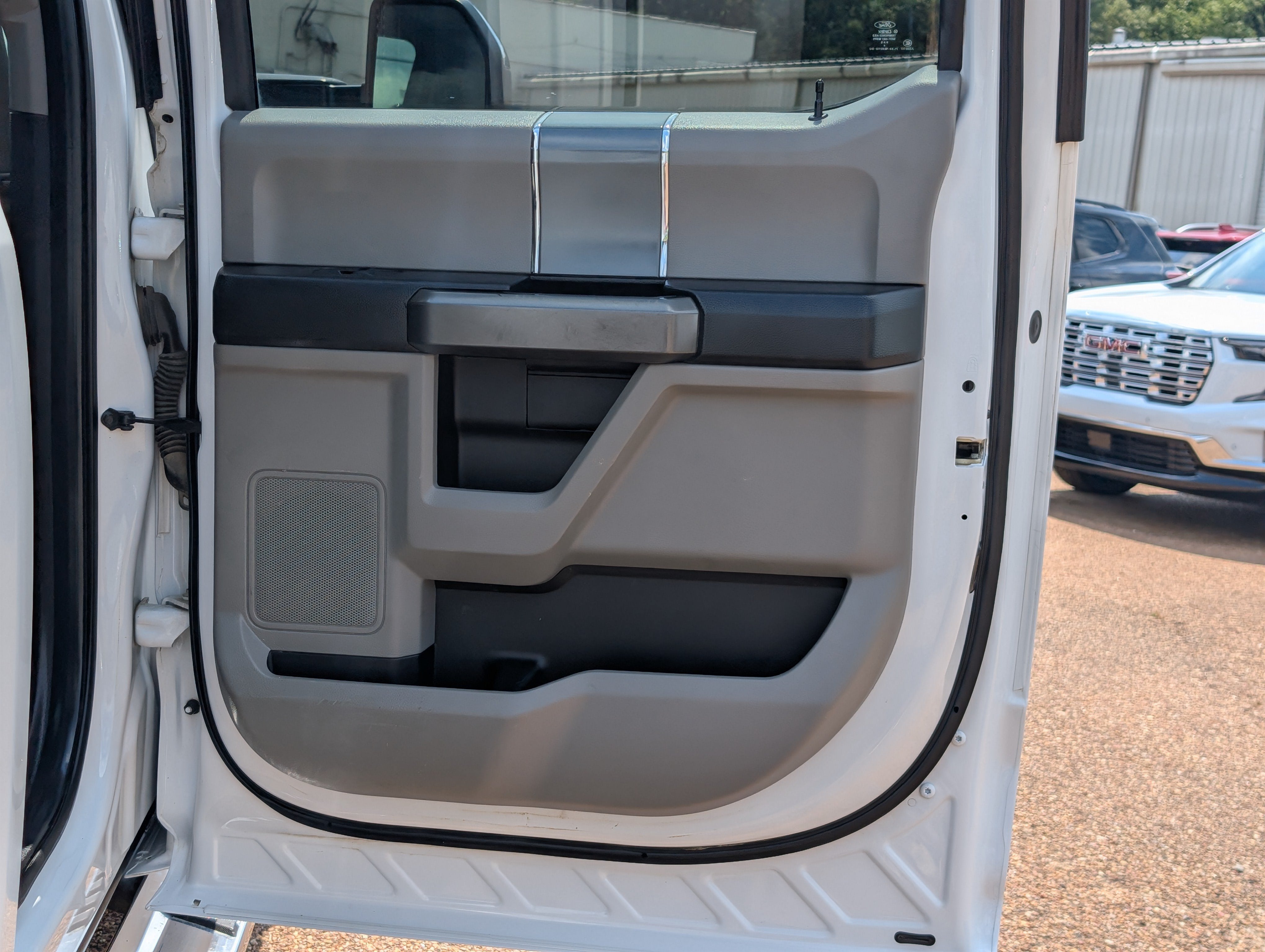 2017 Ford Super Duty F-250 SRW Lariat