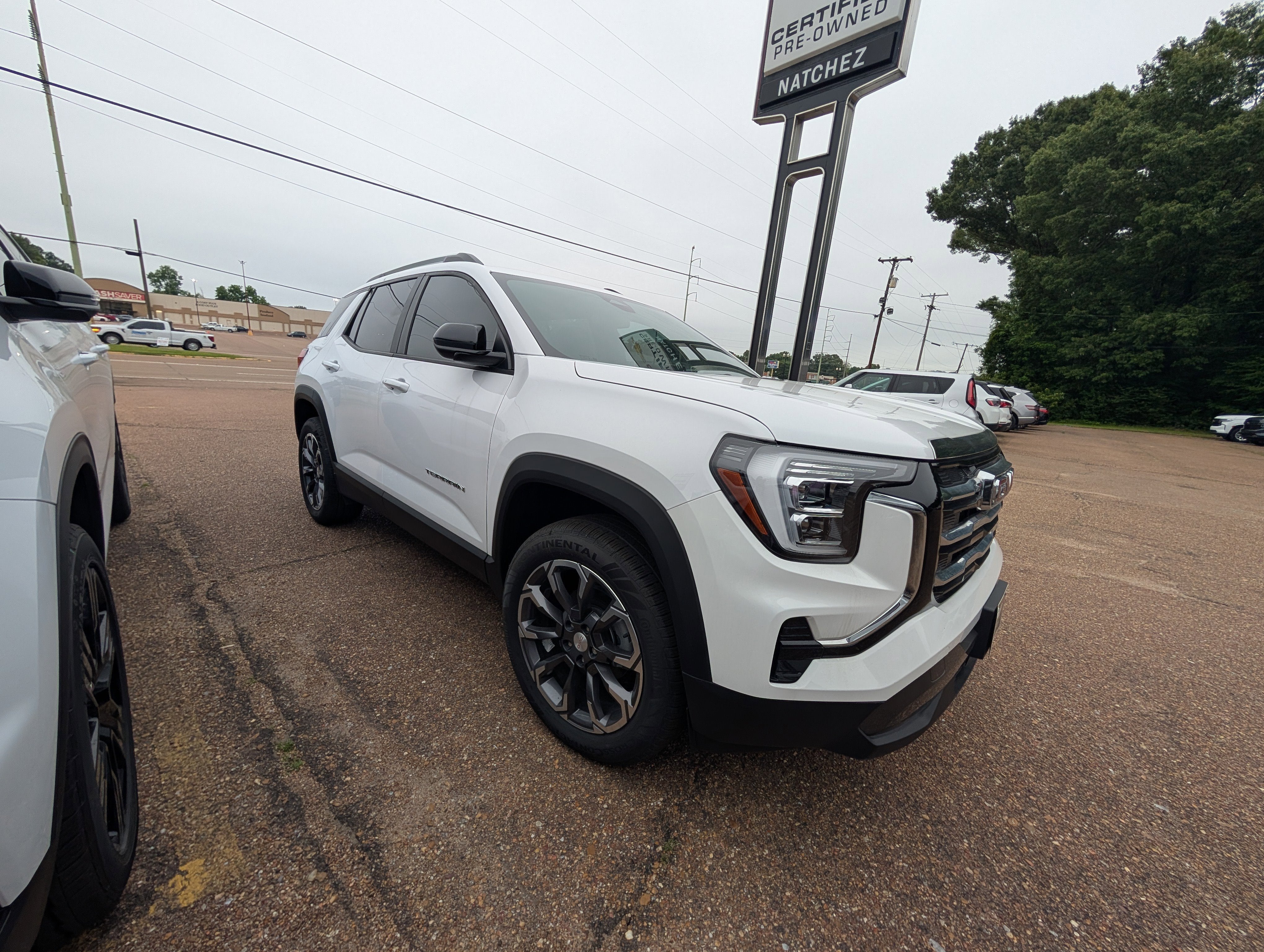 2026 GMC Acadia Elevation FWD's photo