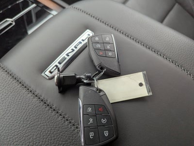 2025 GMC Yukon Denali