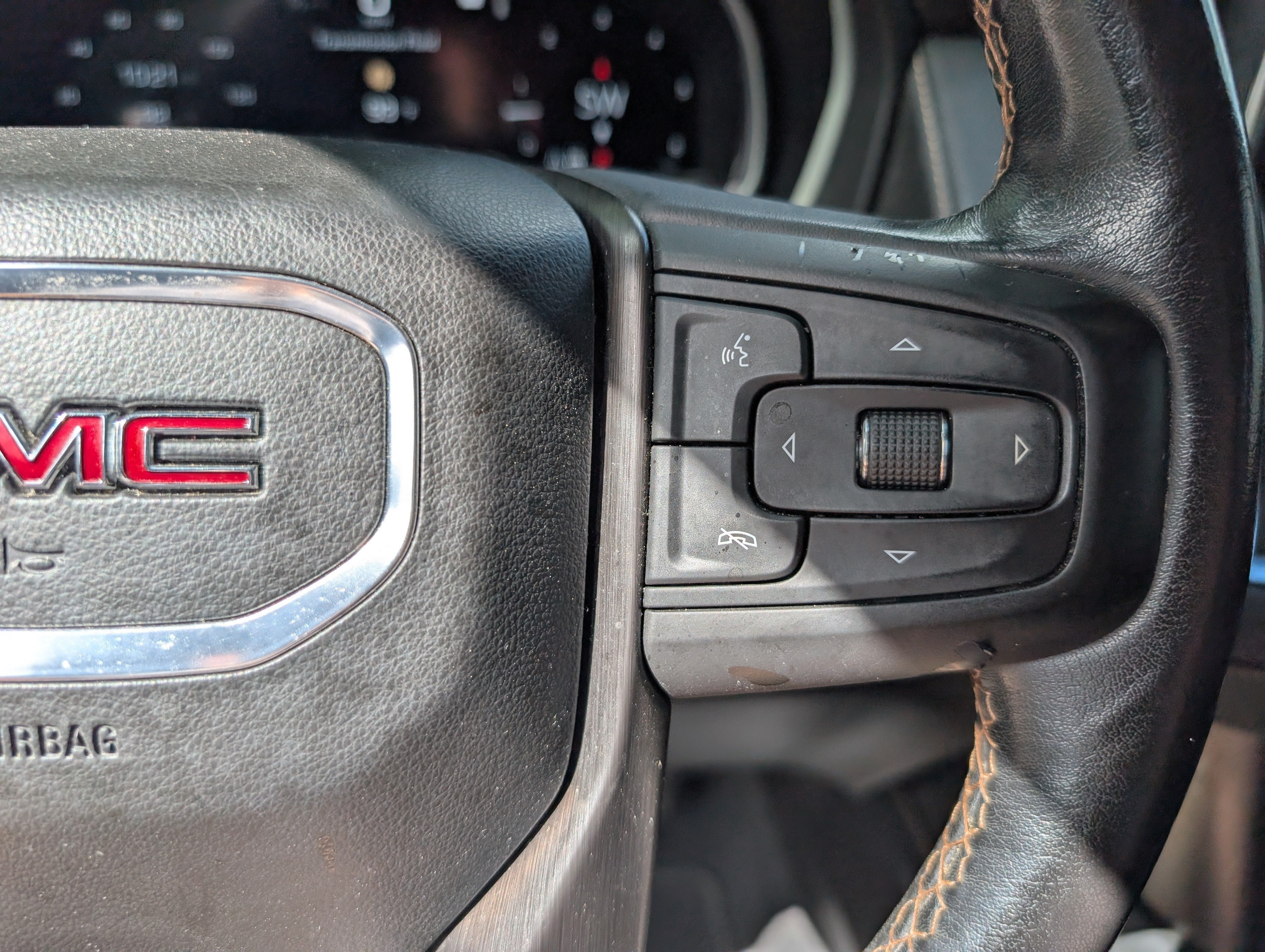 2022 GMC Yukon AT4