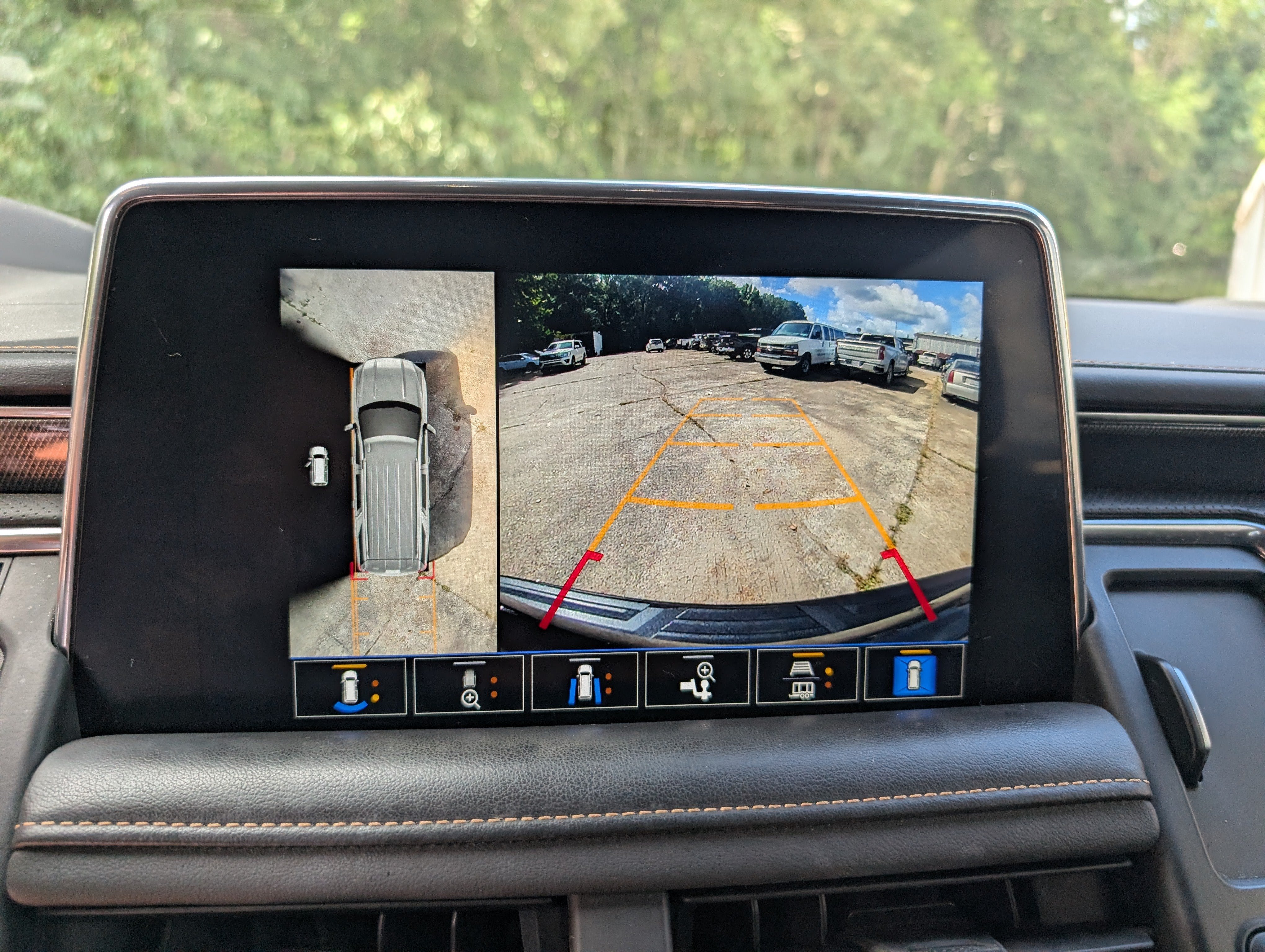 2022 GMC Yukon AT4