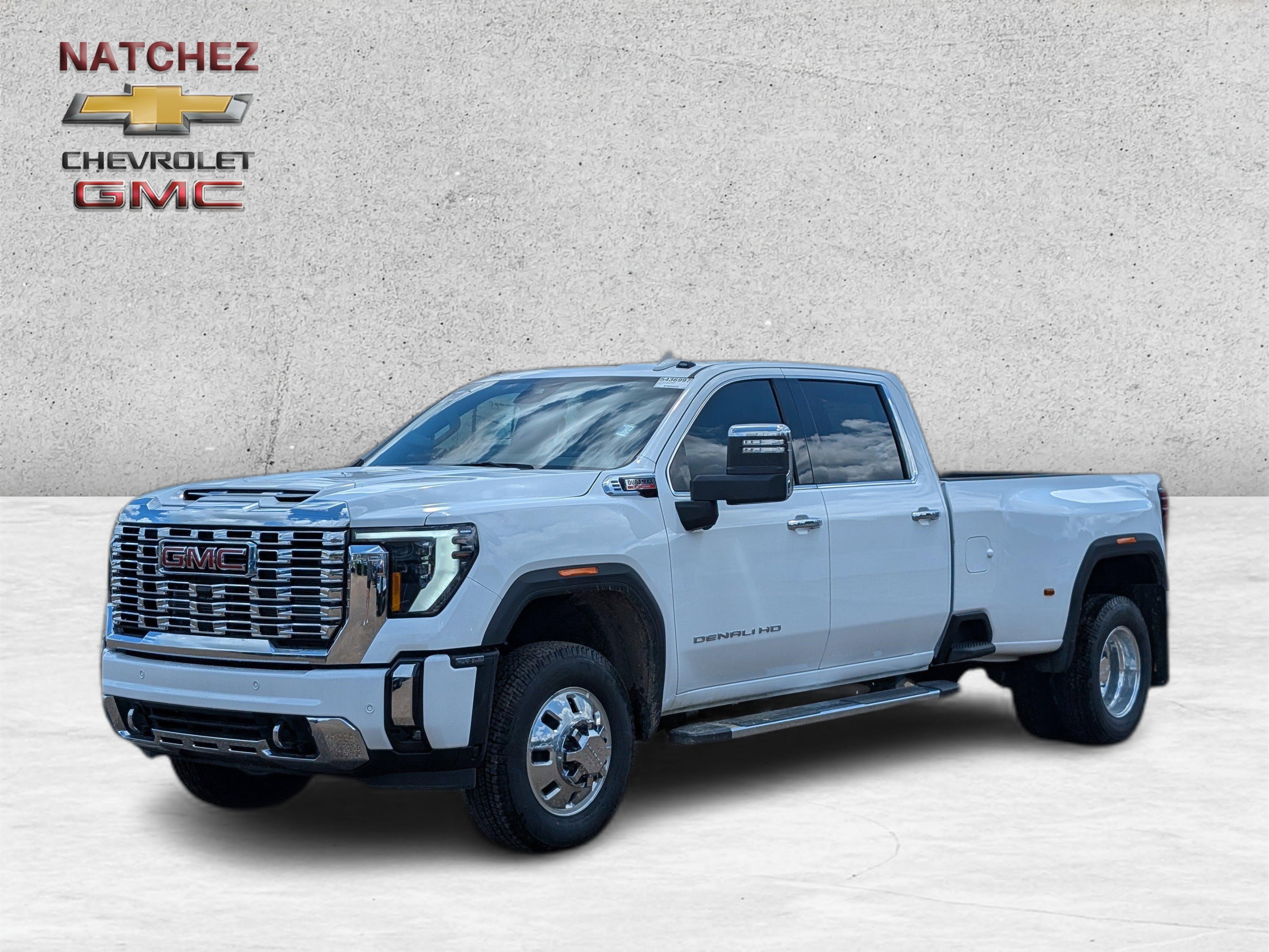 2026 GMC Sierra 4WD Crew Cab Long Box DRW Denali's photo