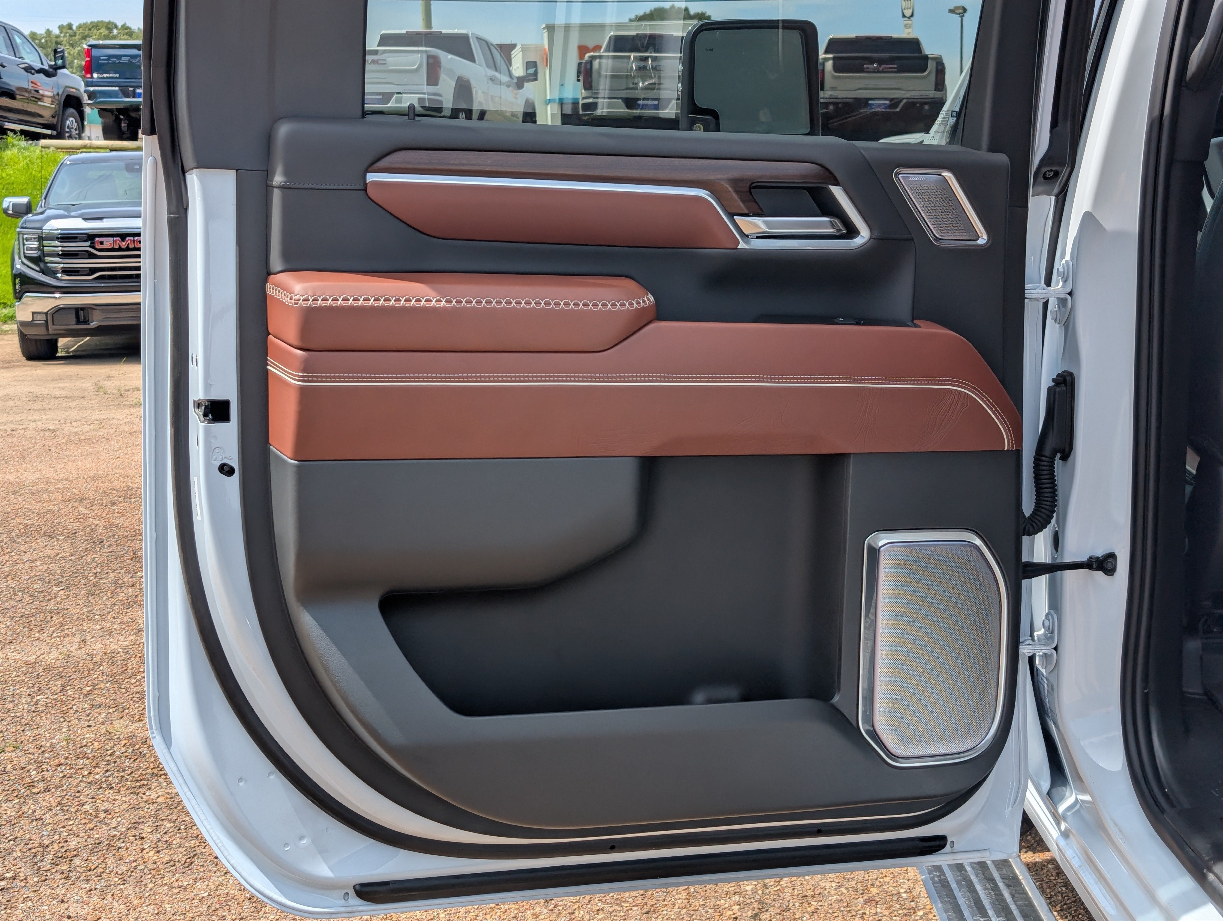2026 GMC Sierra 3500 HD Denali Ultimate DRW
