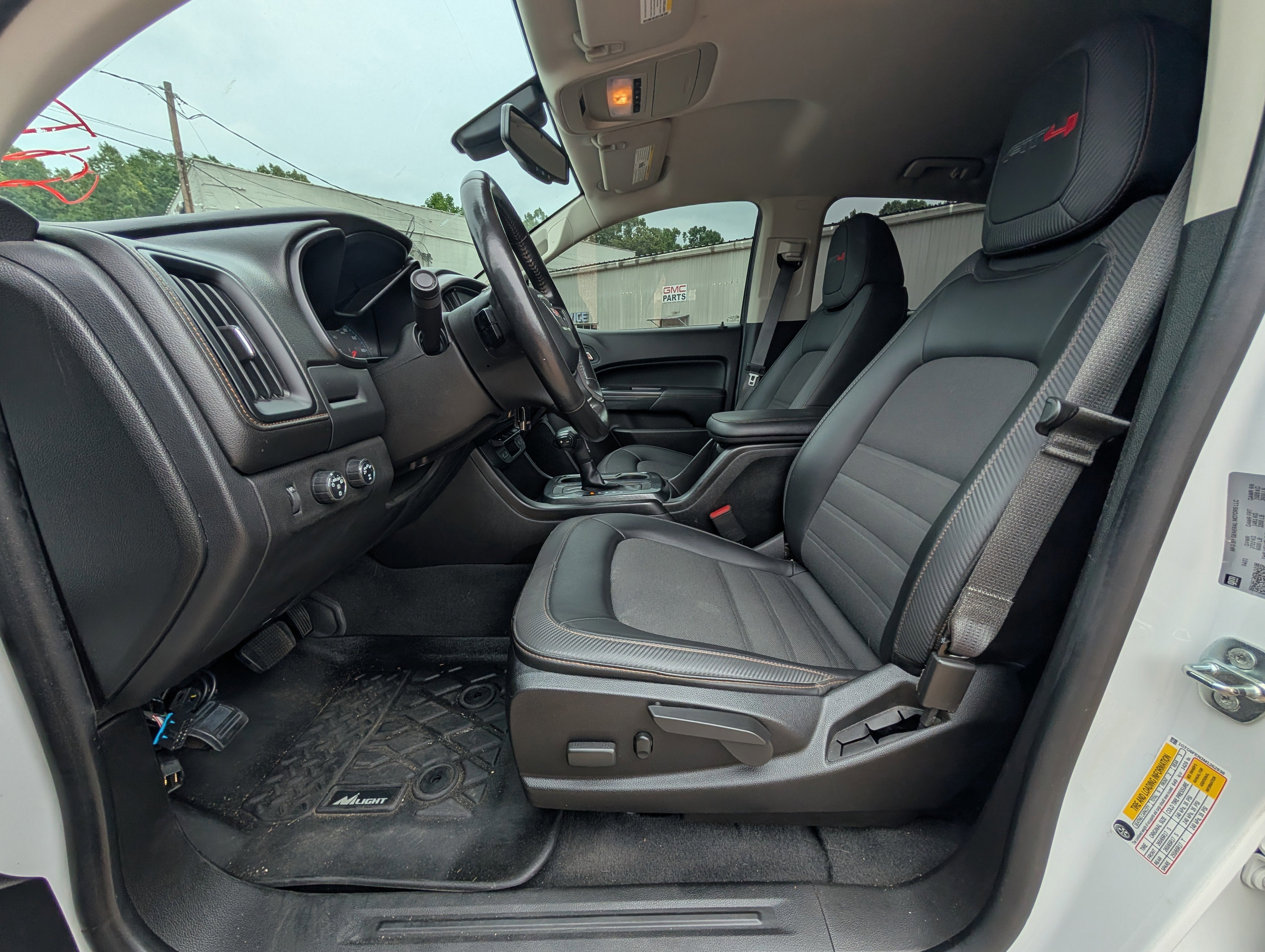 2021 GMC Canyon 4WD AT4 w/Cloth