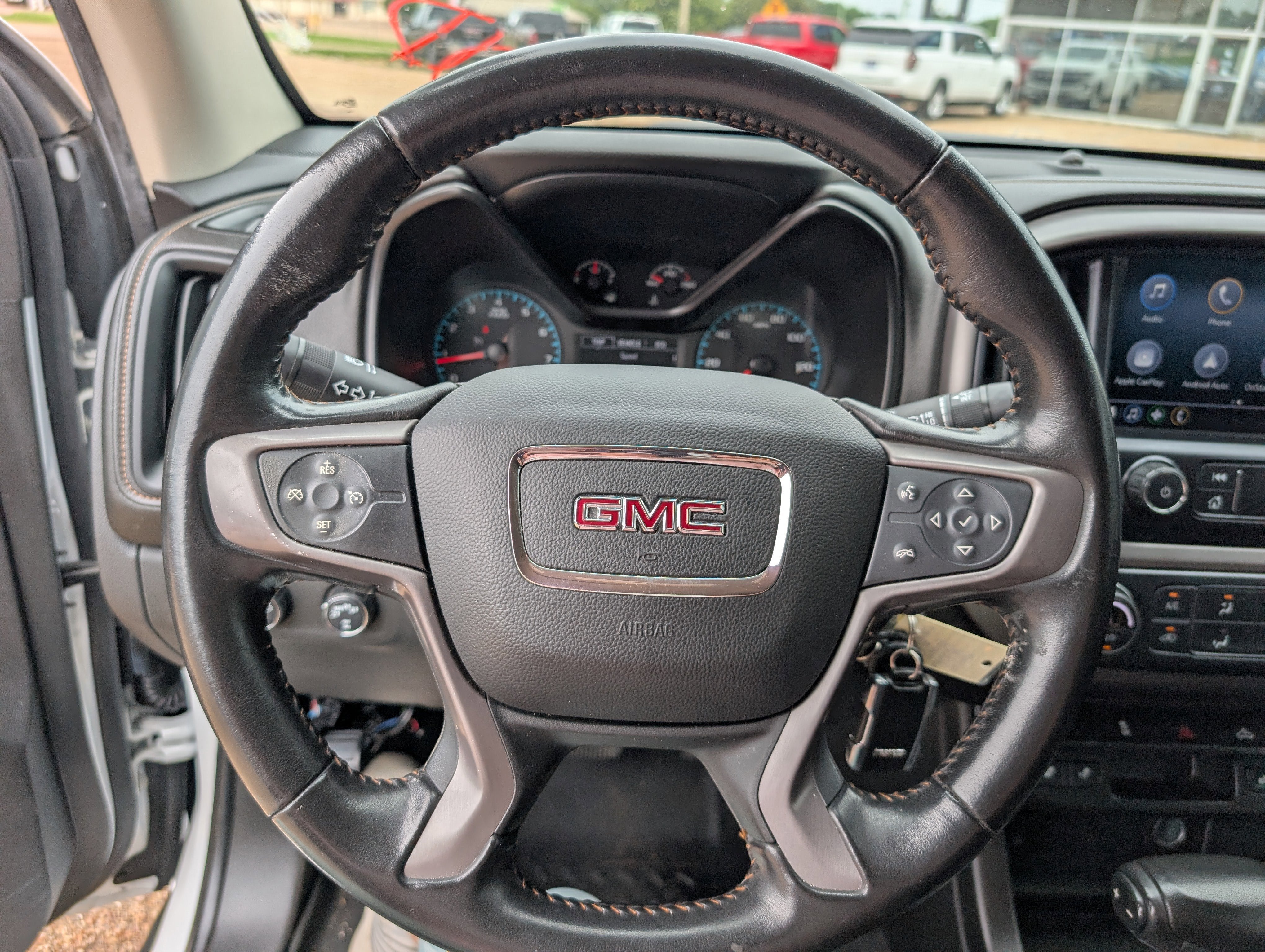 2021 GMC Canyon 4WD AT4 w/Cloth