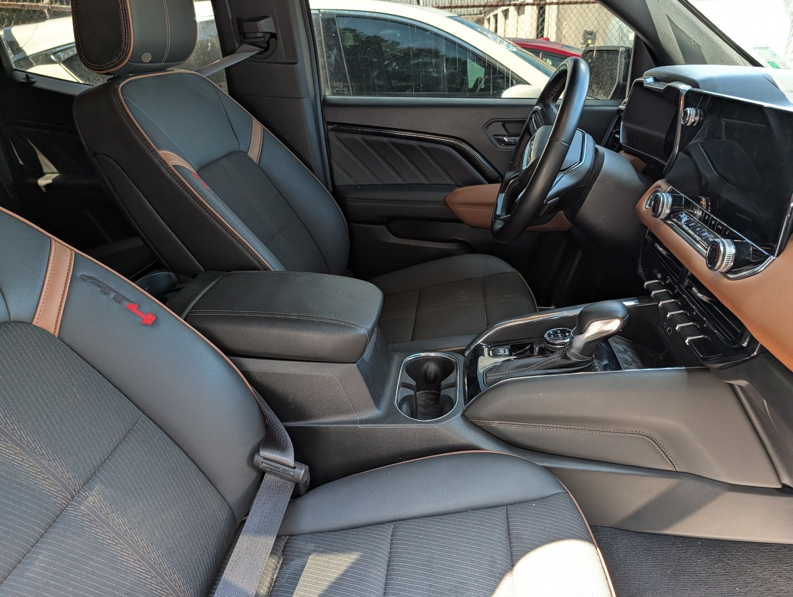 2025 GMC Canyon AT4