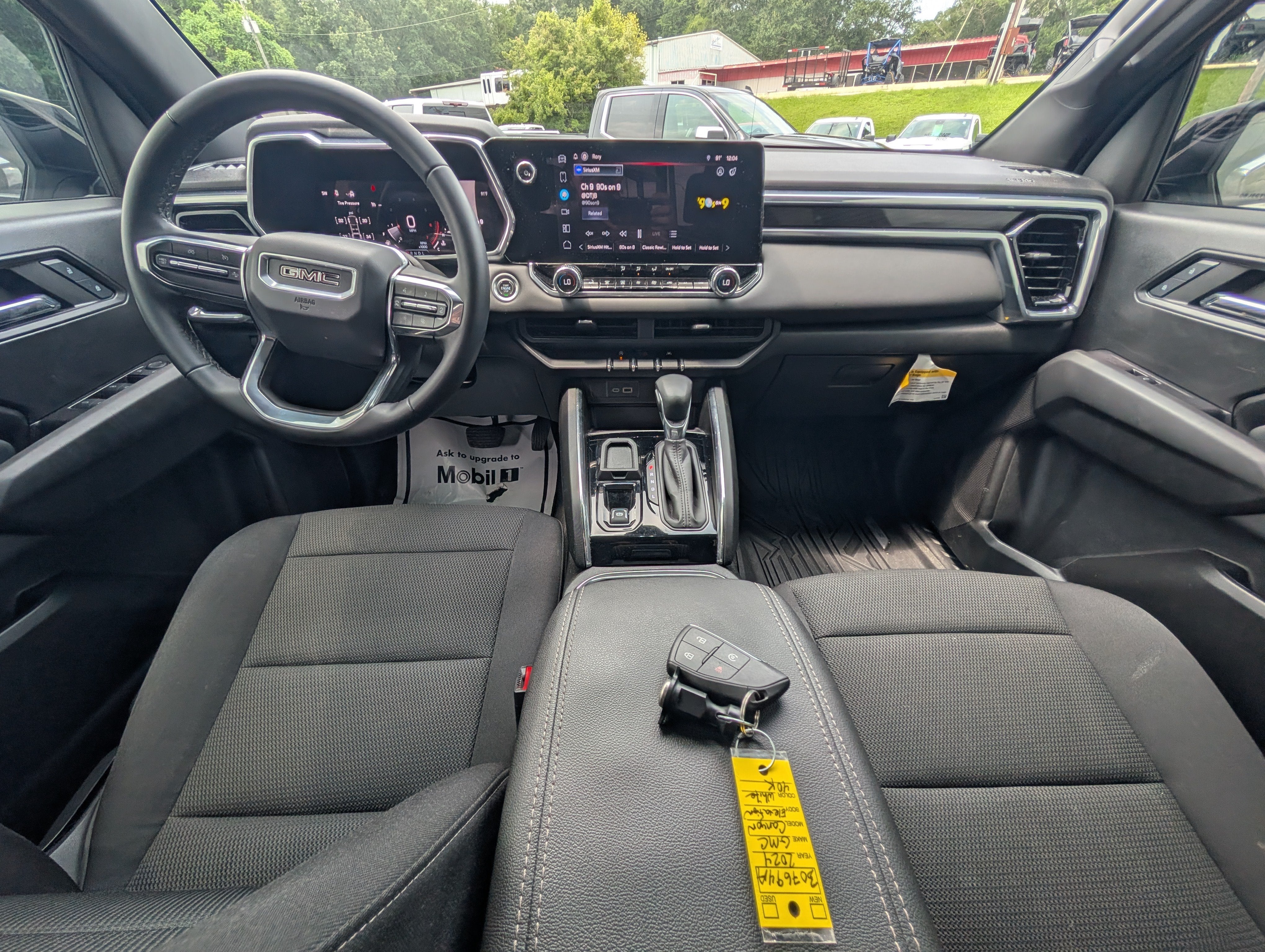 2024 GMC Canyon Elevation