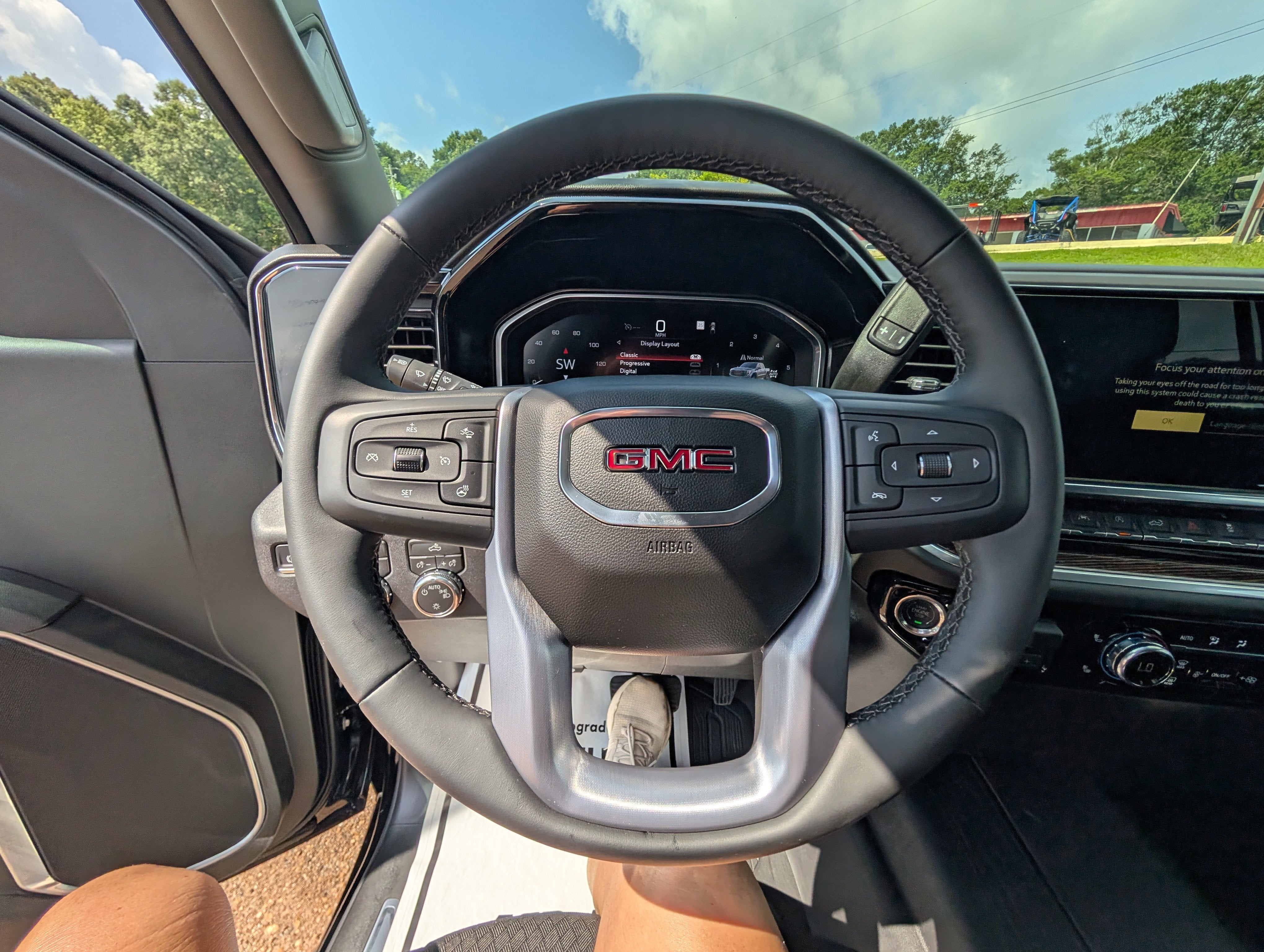 2026 GMC Sierra 1500 SLE