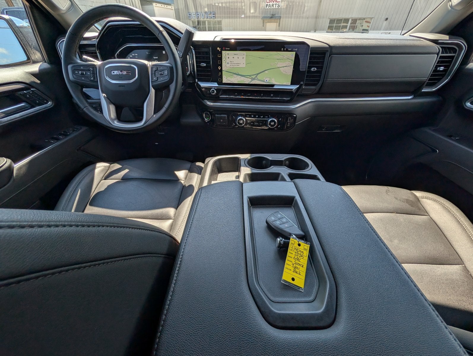 2025 GMC Sierra 1500 SLT