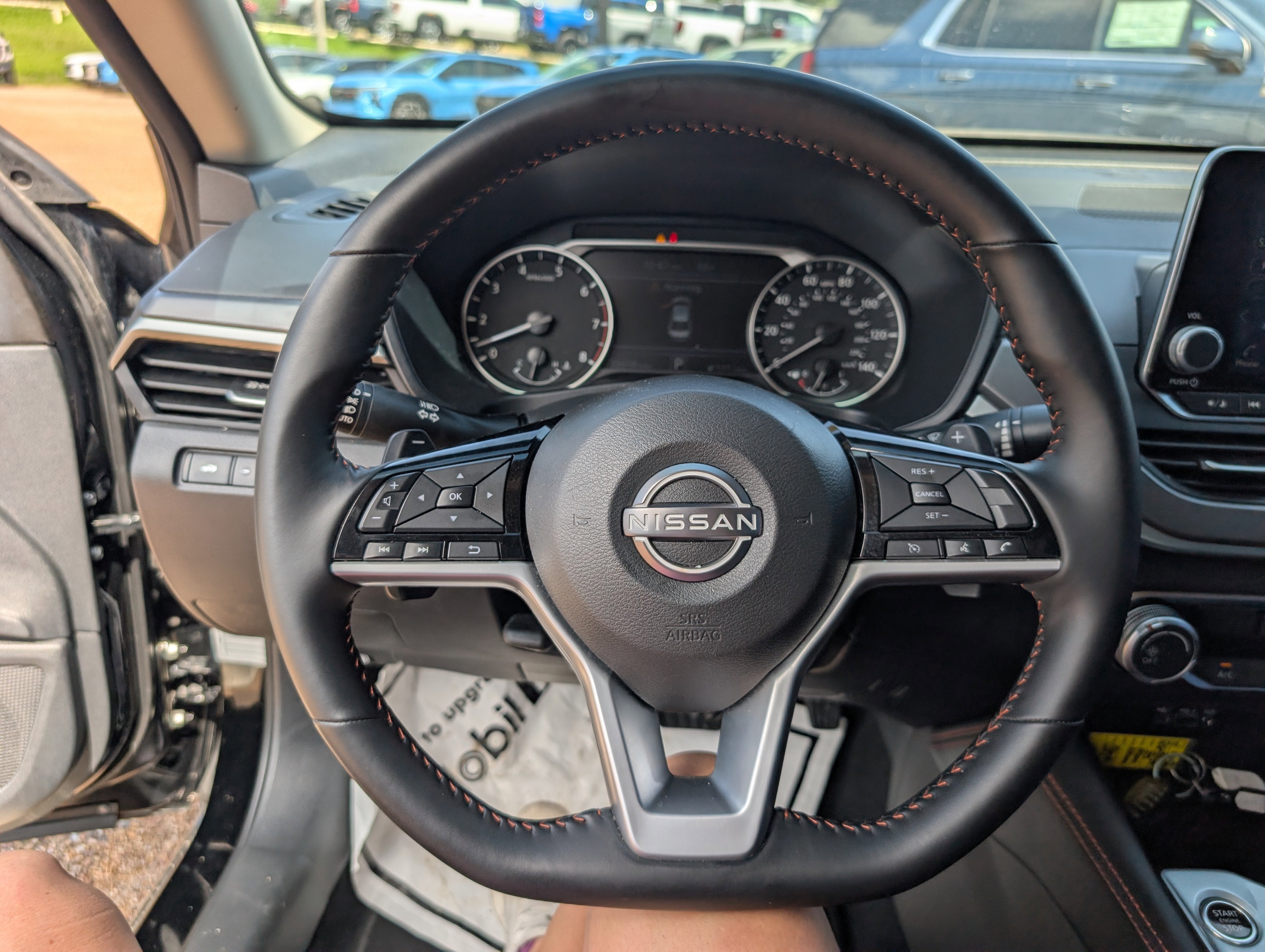 2025 Nissan Altima SR