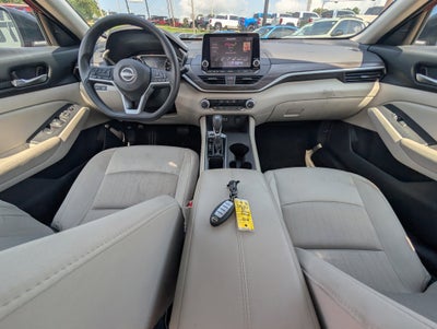 2025 Nissan Altima SV