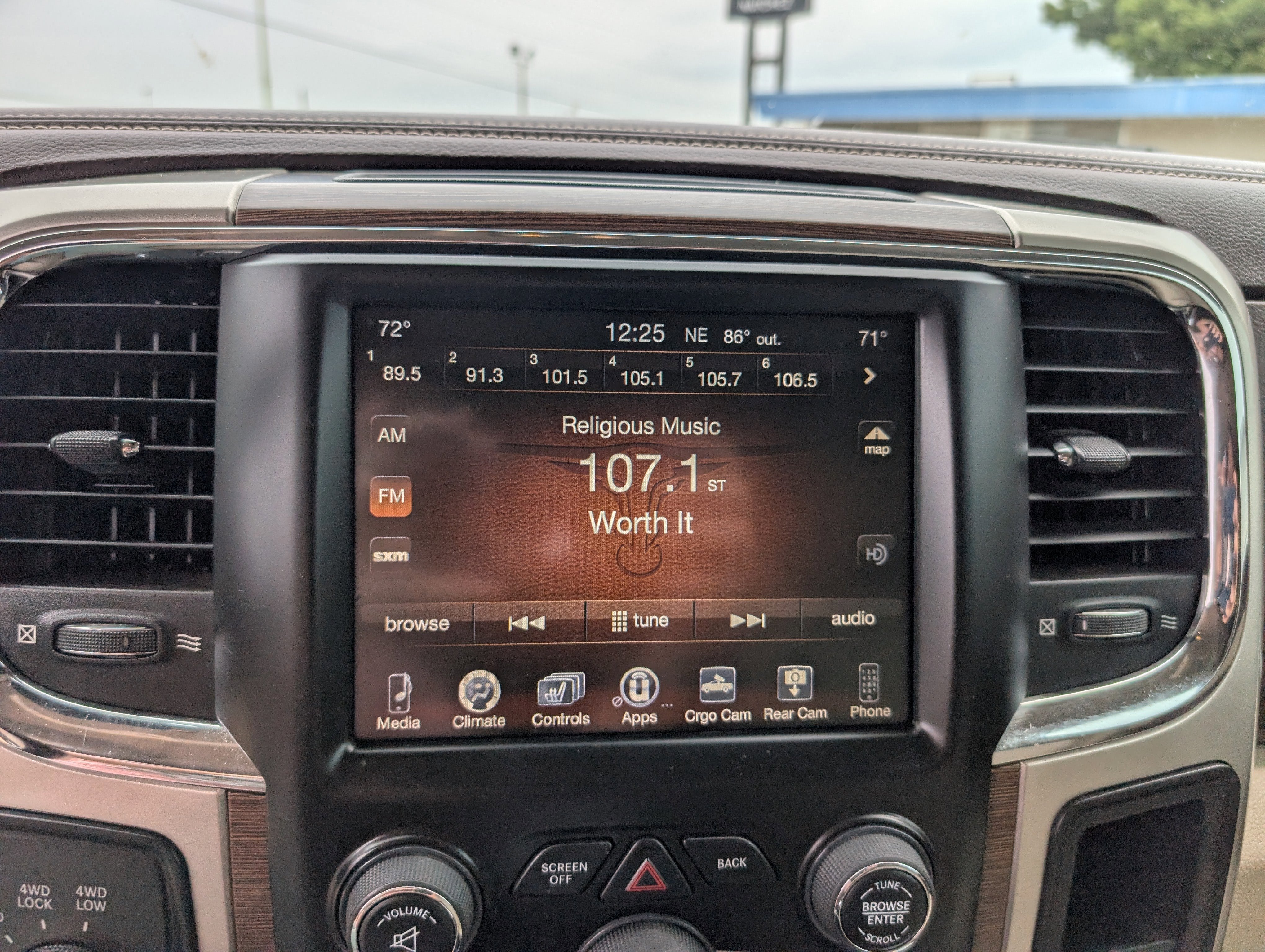2016 RAM 3500 Laramie