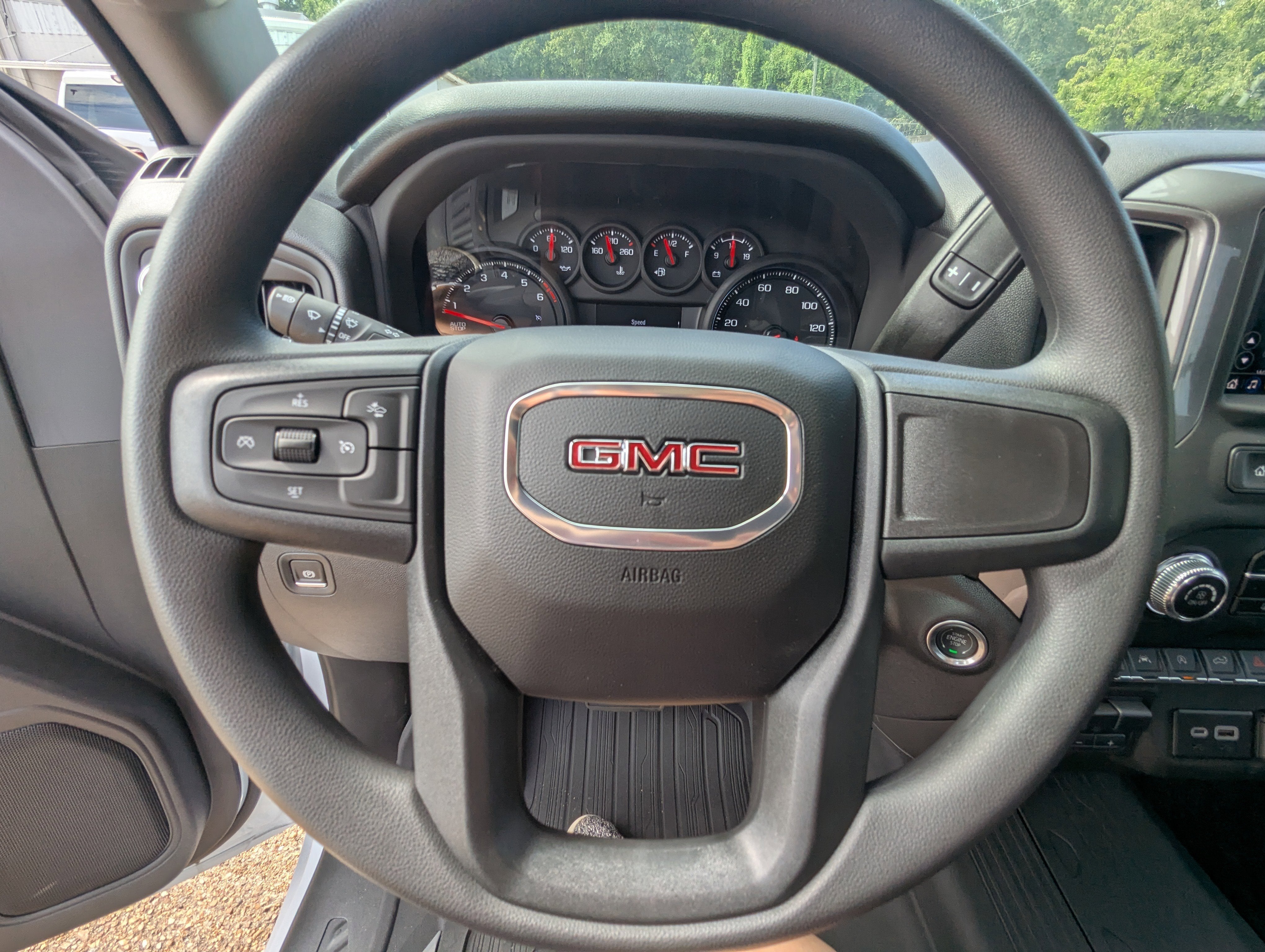 2025 GMC Sierra 1500 Pro