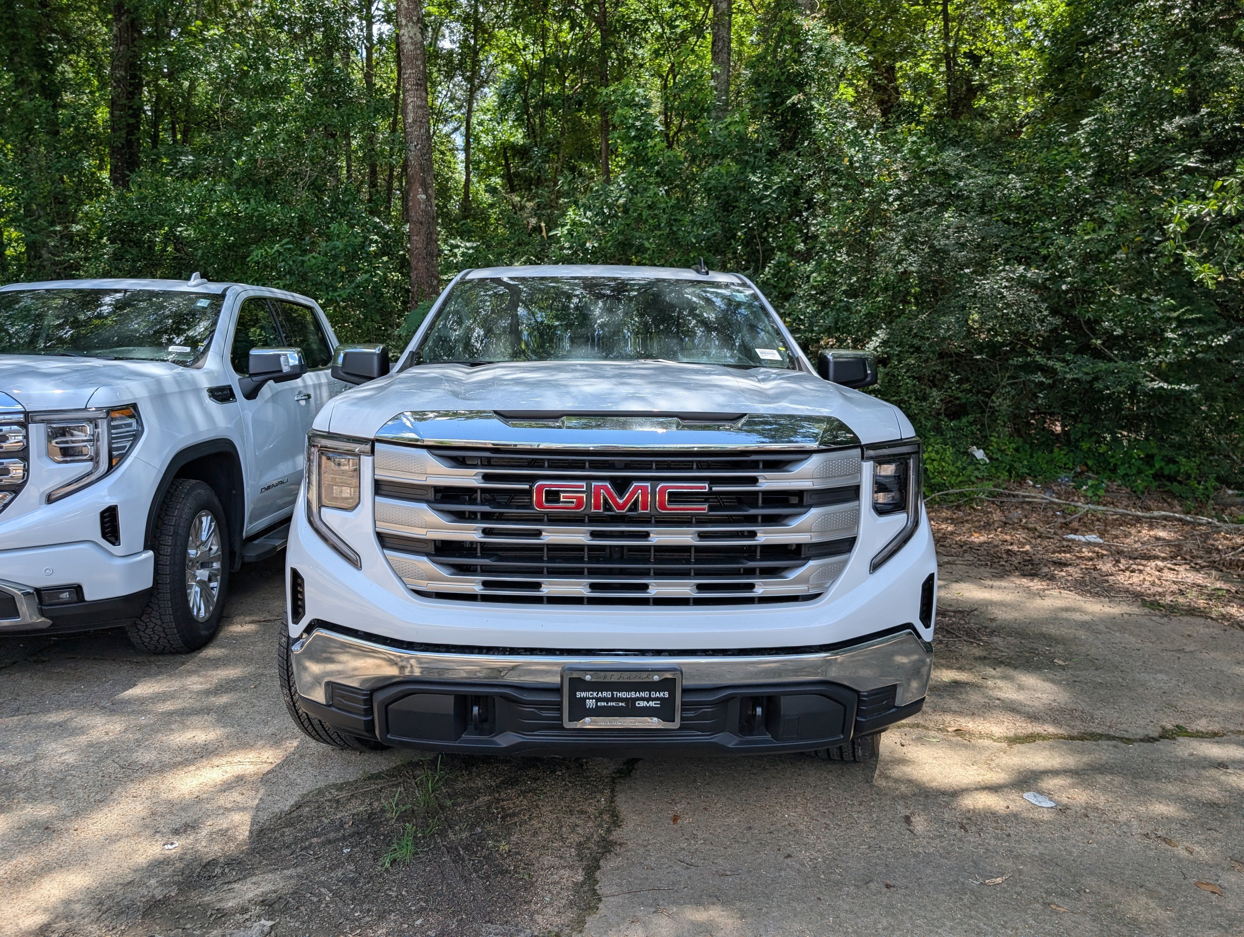 2026 GMC Sierra 1500 SLE
