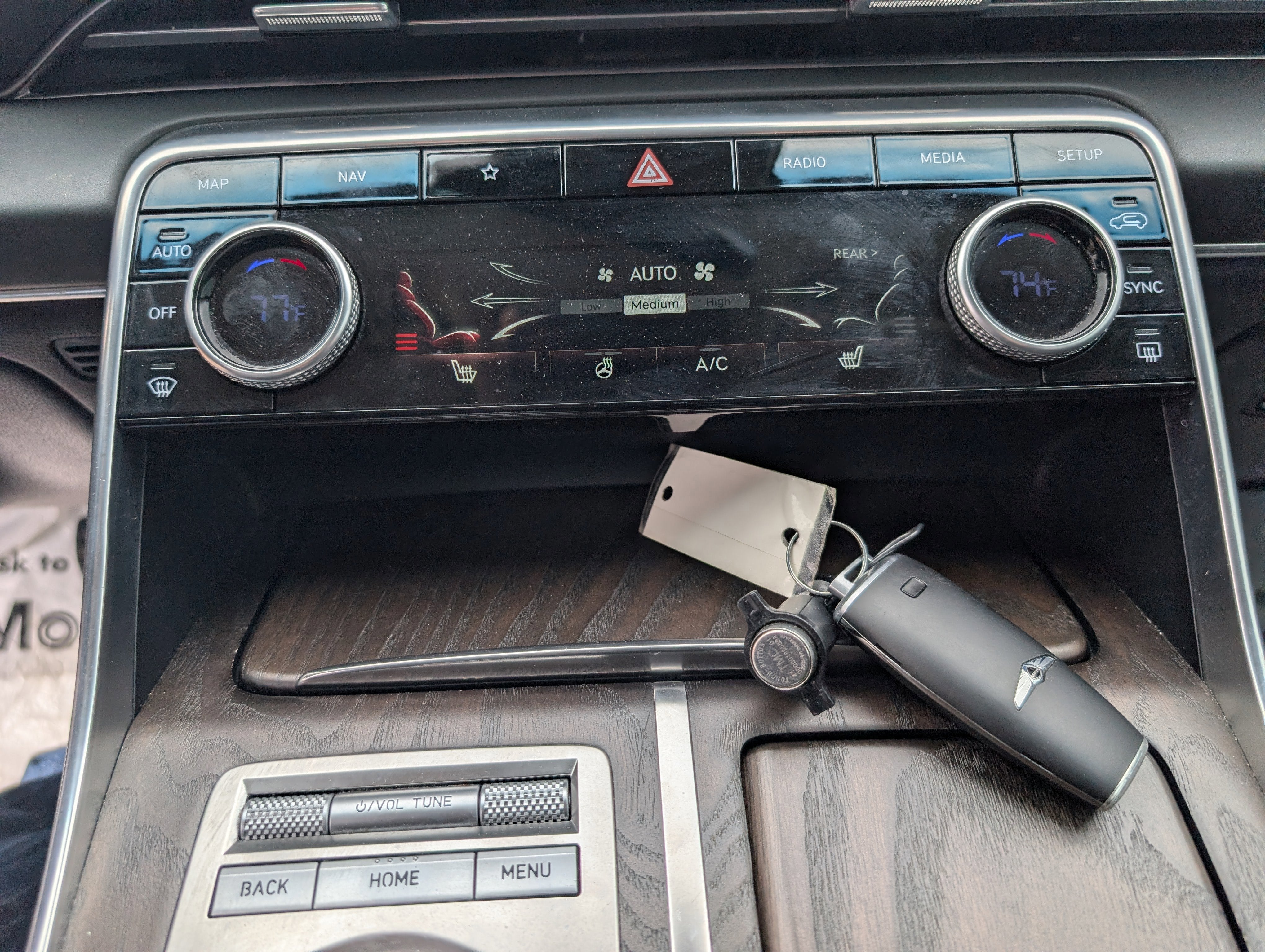 2024 Genesis GV80 NA