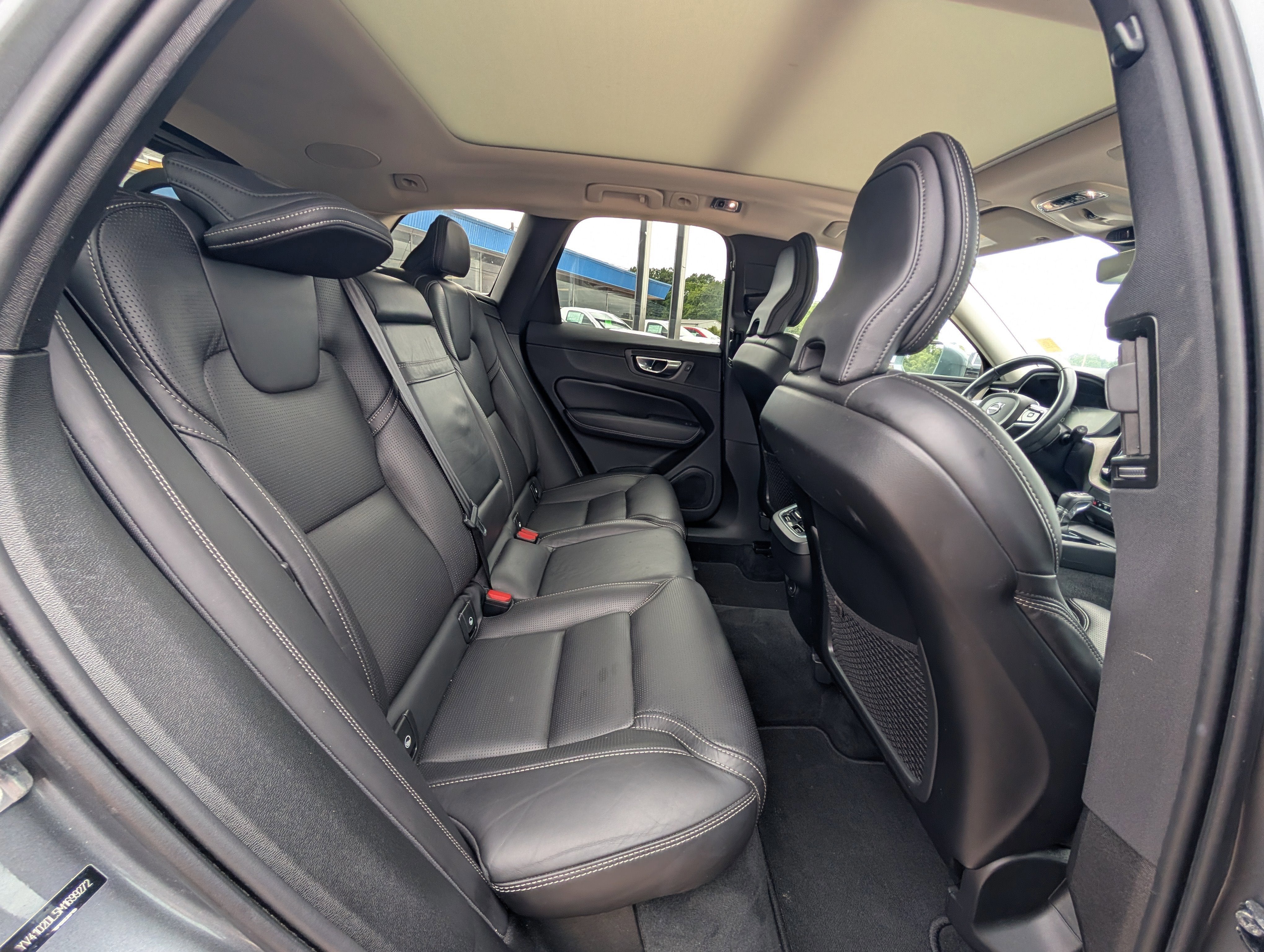 2021 Volvo XC60 Inscription